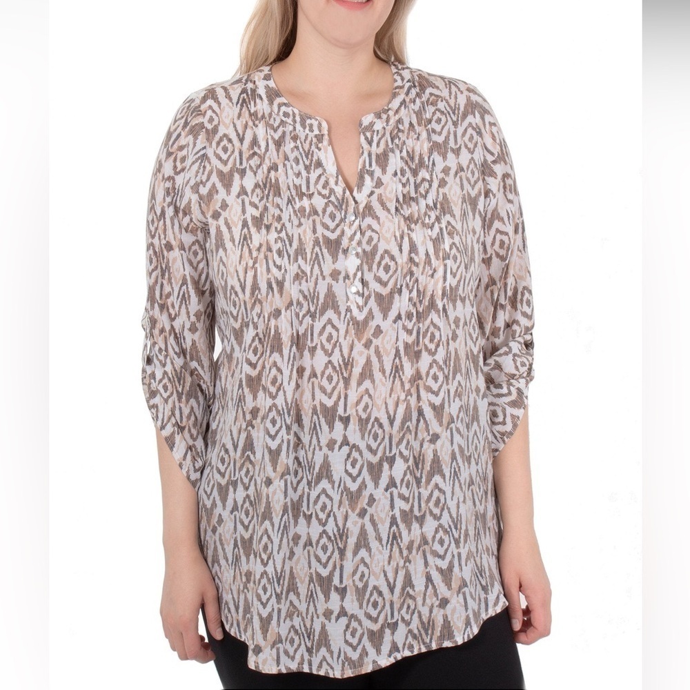Macy’s NY Collection size 1X‎ pintuck 3/4 sleeve roll tab southwestern Spring